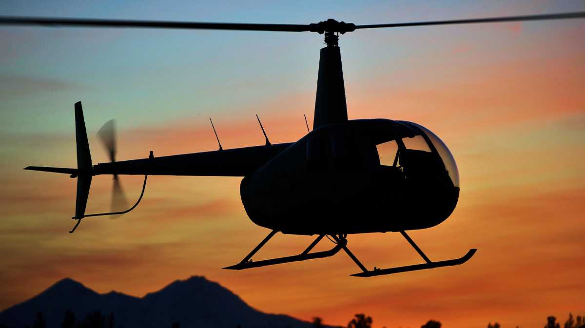 how long does it take to become a helicopter pilot